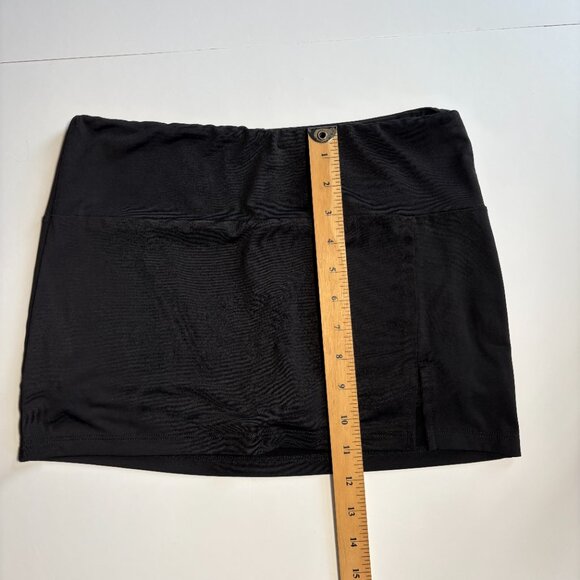 White Fox Boutique Black Stretchy Mini Skort with Slit Size Small - Picture 7 of 8